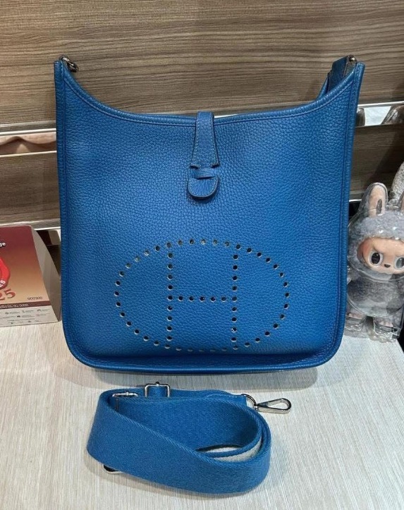 Hermes エルメス evelyne エヴリン 29 STAMP Q【ランク：AB】