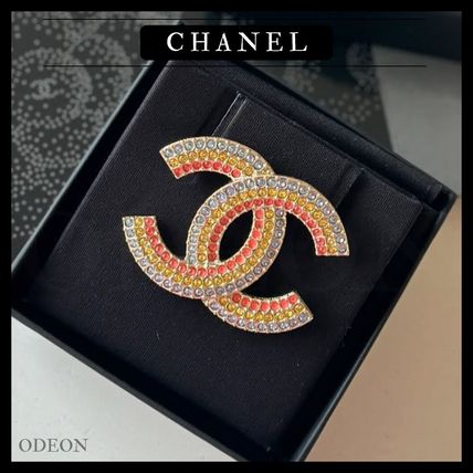 レインボー CHANEL(シャネル) - 海外通販のBUYMA