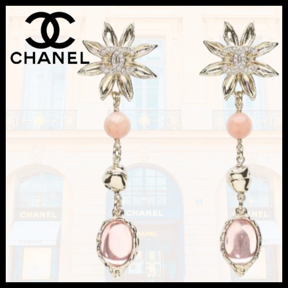 【ロマンティックに揺れる、優美な時間】CHANEL ピアス
