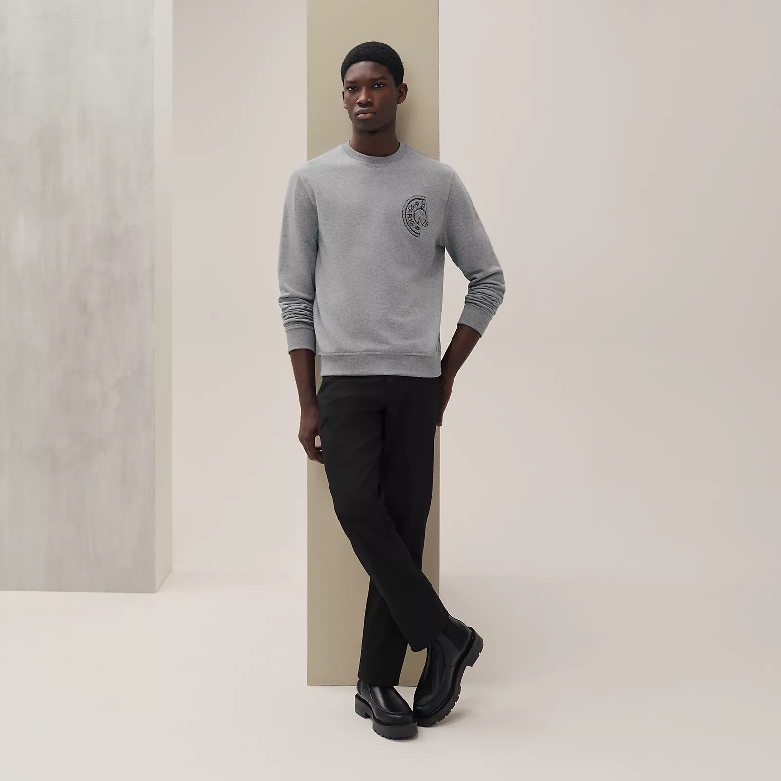 HERMES 25AW《ラウンドネックスウェット パッチ》グレー 直営店