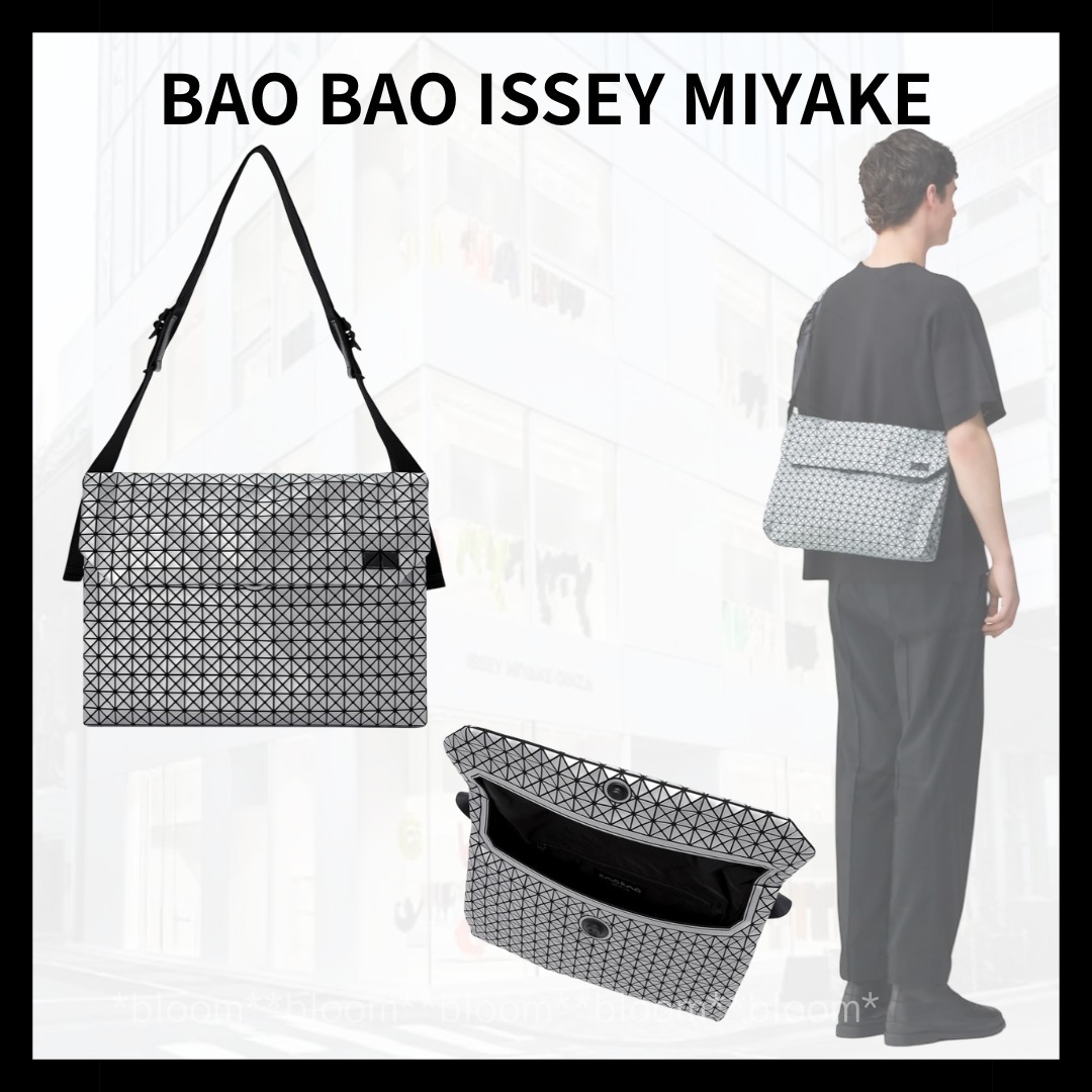 《BAO BAO ISSEY MIYAKE》FROGGY REFLECTOR ショルダーバッグ
