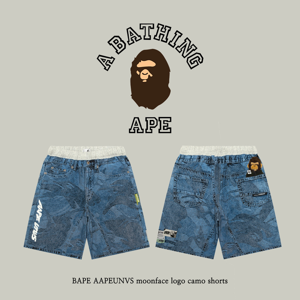 【BAPE】 AAPEUNVS moonface logo camo shorts