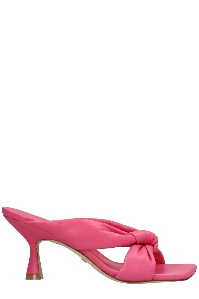 STUART WEITZMAN フラヤスリッホンサンタル S7073LAR HOT
