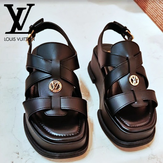 《かわいい》Louis Vuitton 厚底サンダル Maya