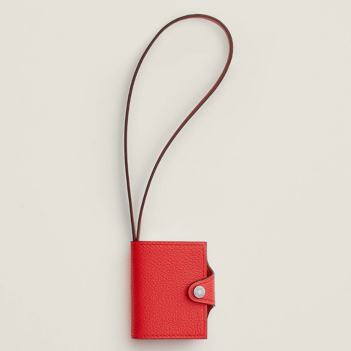 《シンプルにして象徴的》HERMES ユリス ナノ バッグチャーム