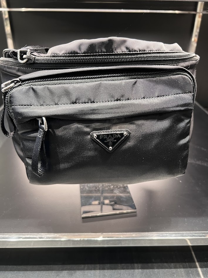 ♪直営アウトレット♪PRADA ナイロン ウエストポーチ 2VL005