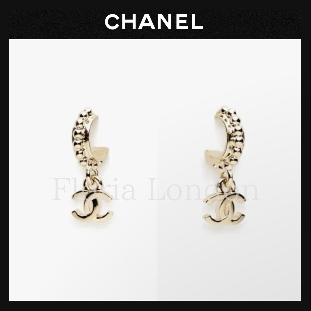 25A【CHANEL】コーデを選ばない優秀ピアス♪ ハーフフープ