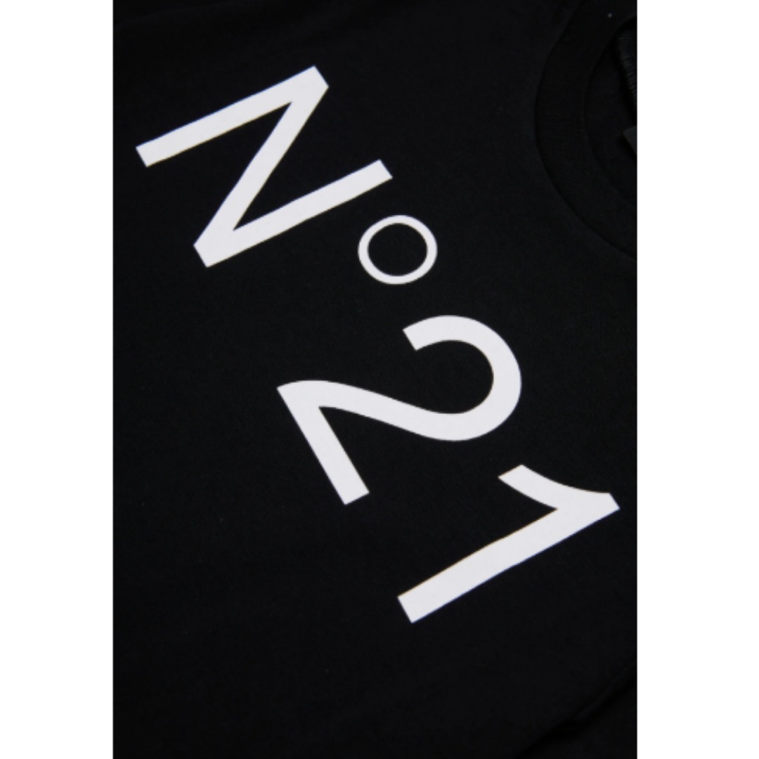 人気 ★ N°21 ★ ロゴ コットン Tシャツ Black《大人もOK!》