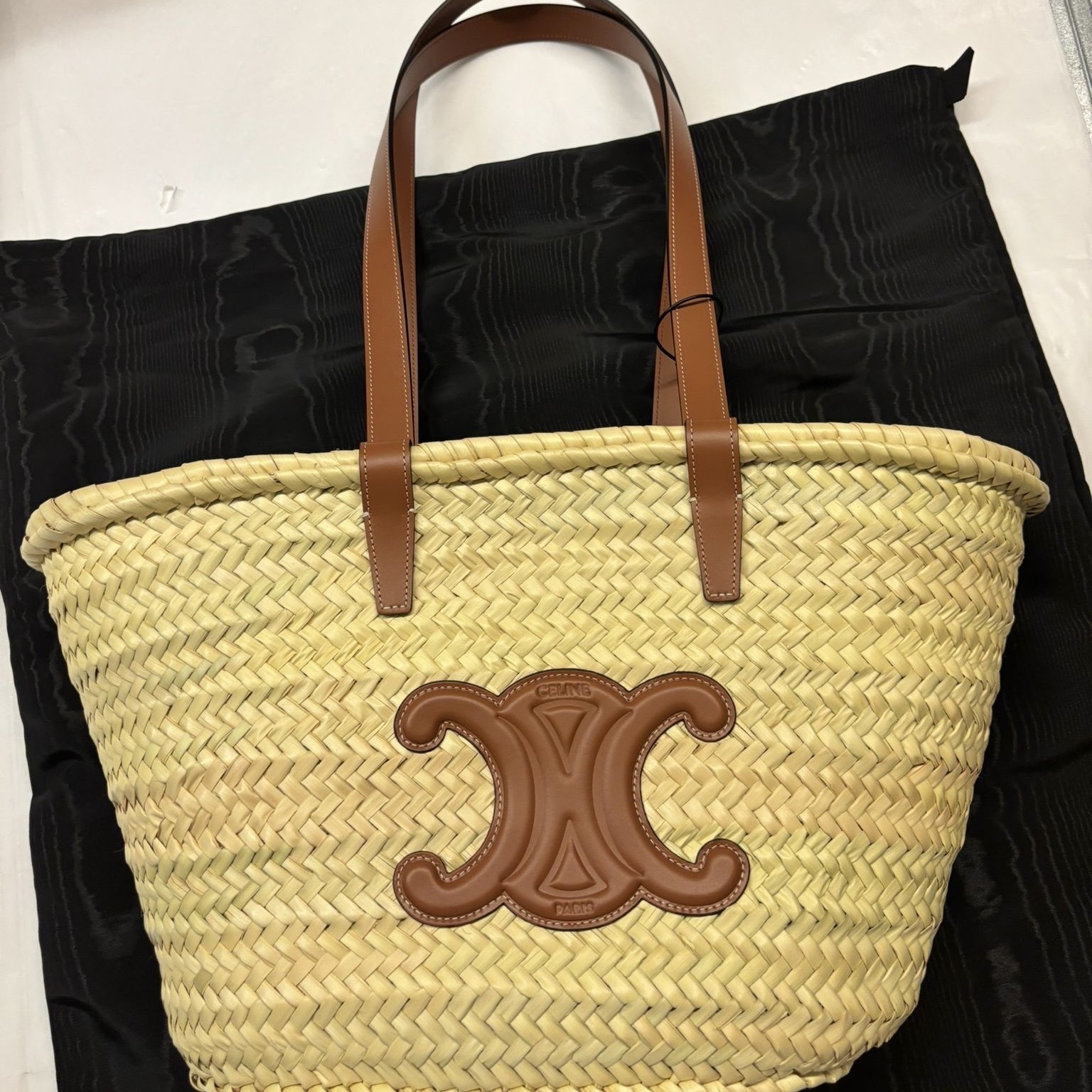 大容量！ かごバッグ CELINE ミディアム ◆ トリオンフ ラフィア