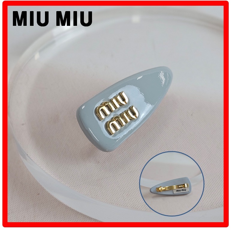☆【MIU MIU】☆ミュウミュウ パテントレザーヘアクリップ ☆
