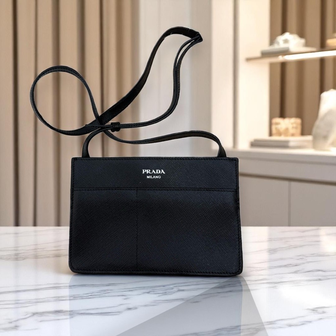 レア【PRADA】ブラック カーフスキン GALLERIA ショルダーバッグ