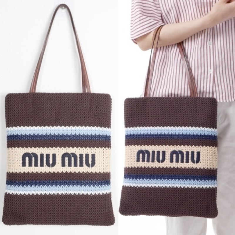 miumiu☆25SS ロゴ ラフィア風 ウーブン トートバッグ LADIES