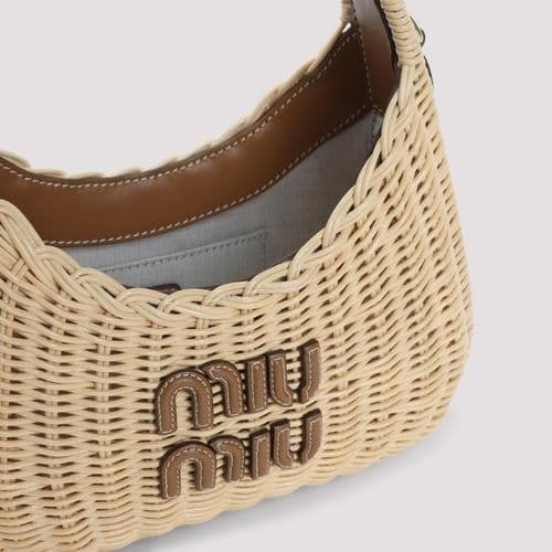 《MIU MIU》 ワンダーウィッカー ハンドバッグ