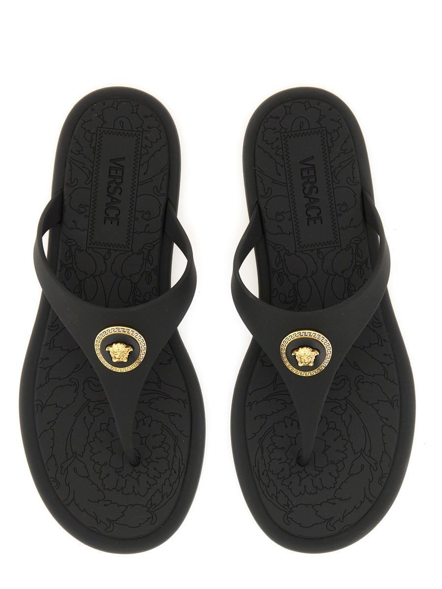 【関税＆送料込み】Versace Thong Sandal \"Alia\"