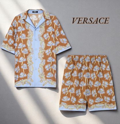 マルチカラー VERSACE(ヴェルサーチェ) セットアップ(メンズ