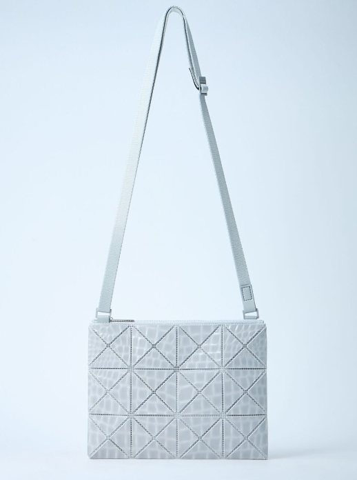 BAOBAO ISSEY MIYAKE 国内発送 グレー Kaiju ショルダーバッグ