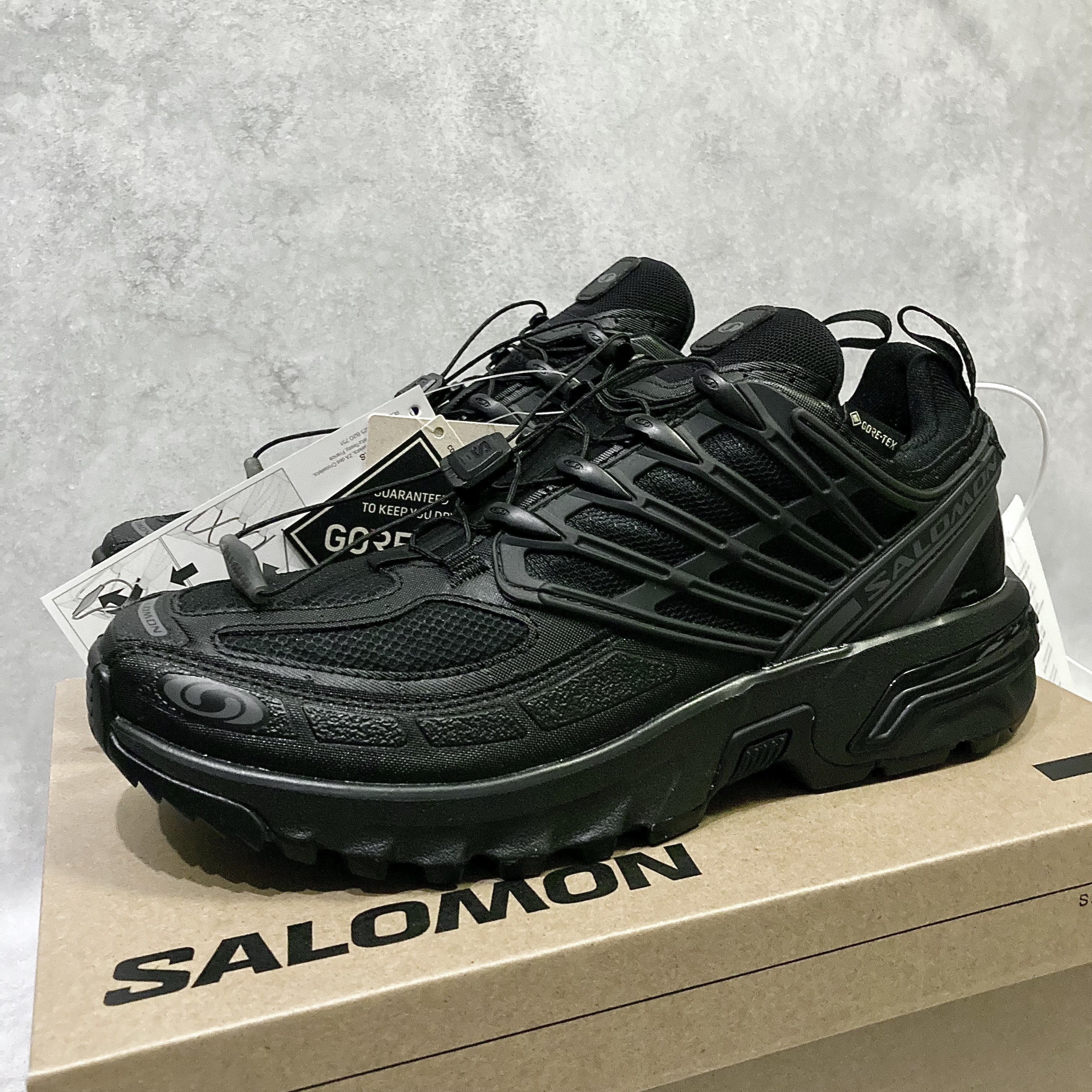 SALOMON ACS PRO GTX GORE-TEX スニーカー ゴアテックス