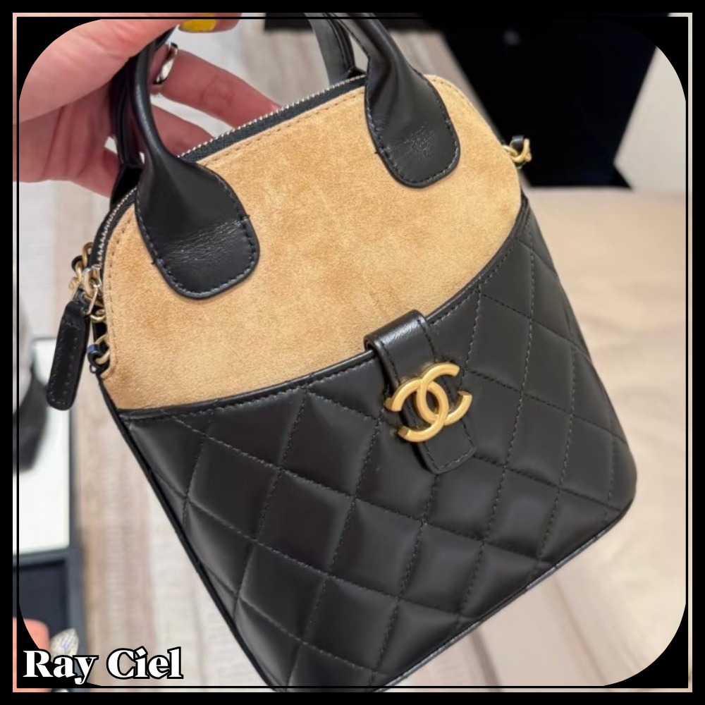 【抜群の収納力♡上品バイカラー】CHANEL ショルダーバッグ