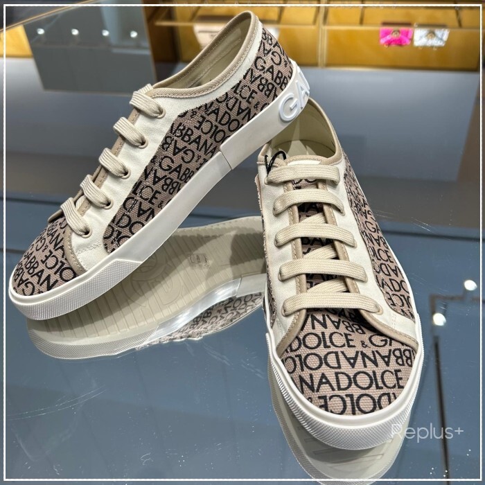 【Dolce&Gabbana】ロゴ総柄 ロートップ スニーカー ベージュ
