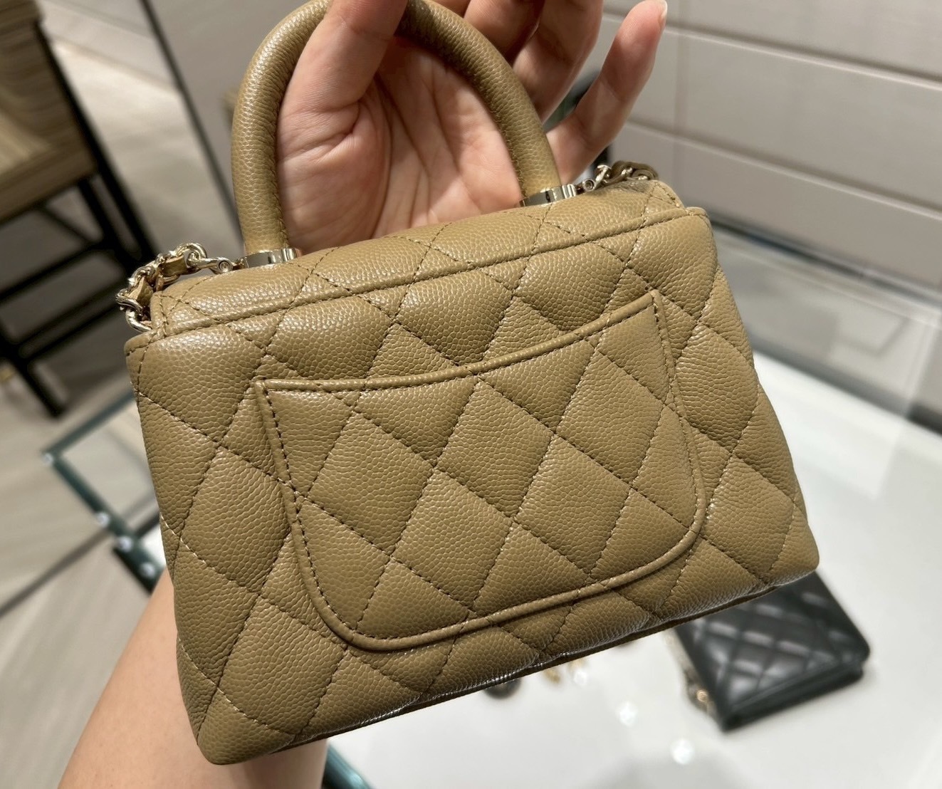 【今期人気Newカラー♡】CHANEL ココハンドル 14.5cm