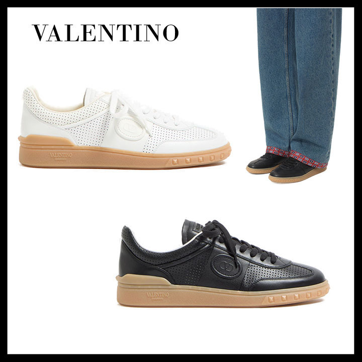 VALENTINO直営店 アップヴィレッジ ロートップ スニーカー