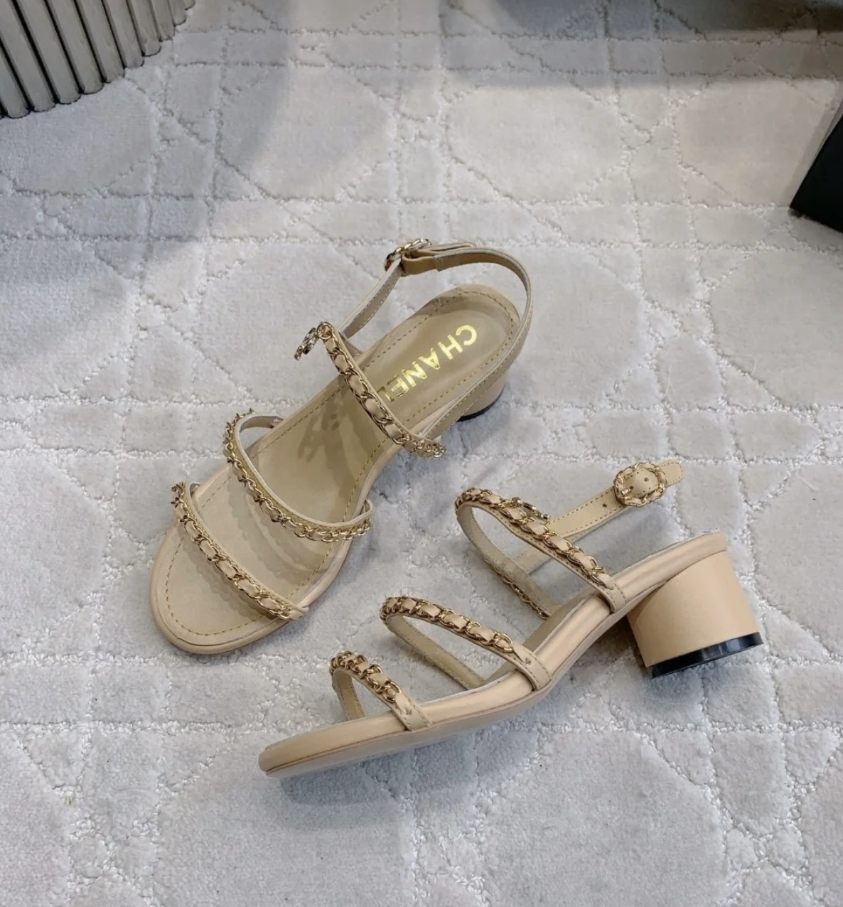 《即完予想！ロゴチャーム♡5色》CHANEL サンダル 25SS