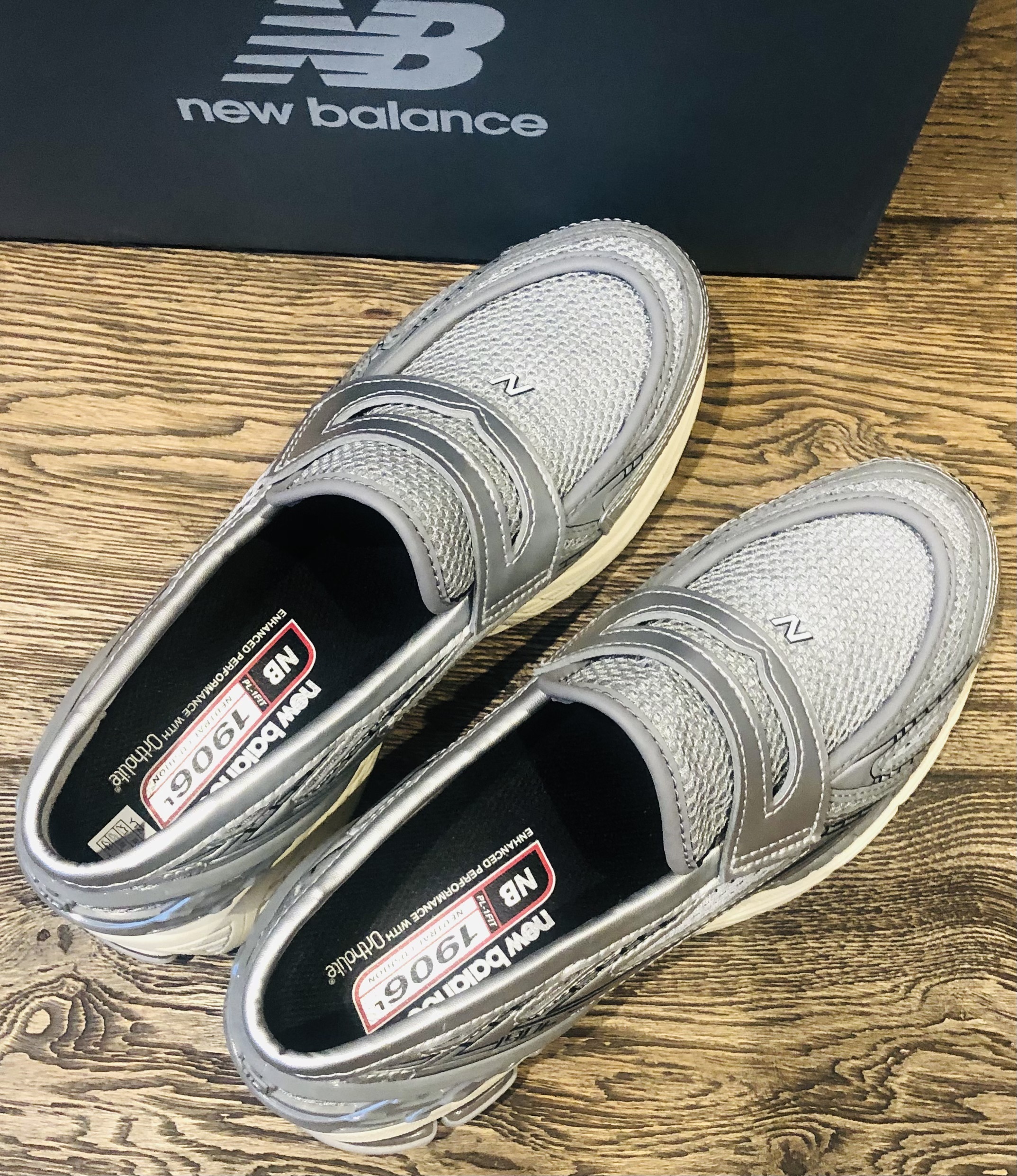完売人気《NEW BALANCE》ローファー スニーカー1906ユニセックス