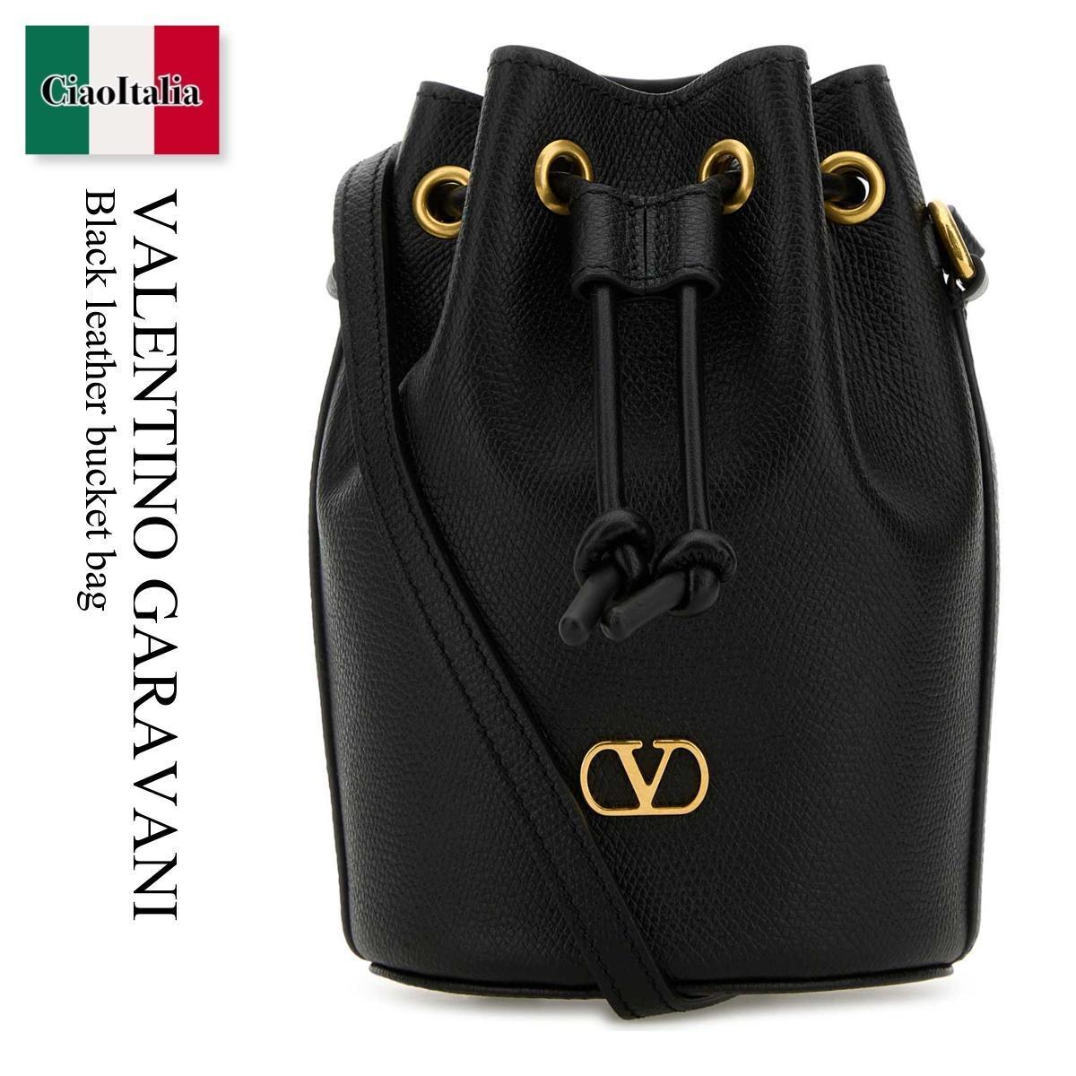 バッグ・カバンその他 Valentino Garavani Black Leather Bucket Bag