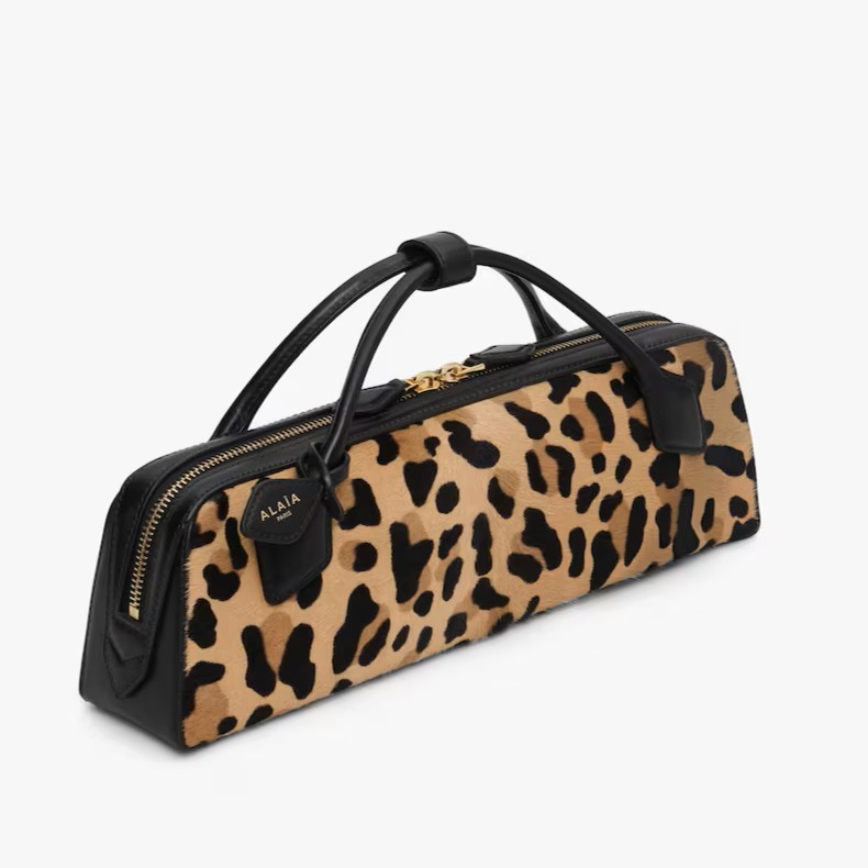 【VIP価格！】ALAIA《Le Teckel》レオパード クラッチ