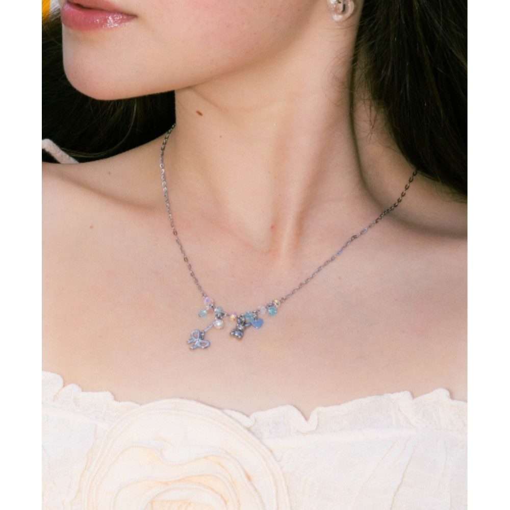 ★PEARLY MORE★ Rabbit and Ribbon Necklace