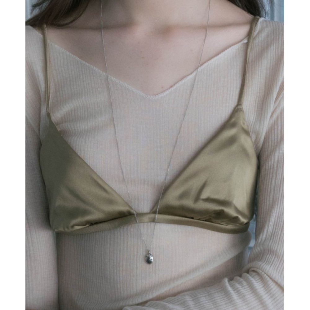 ★PEARLY MORE★ Oval Pendant Drop Slide Necklace