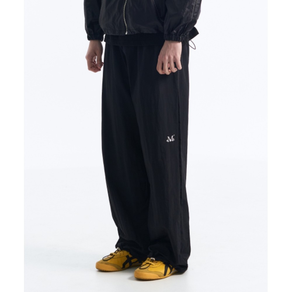 ■MUCENT■ SIGNATURE NYLON JOGGER PANTS Man Black P00000II