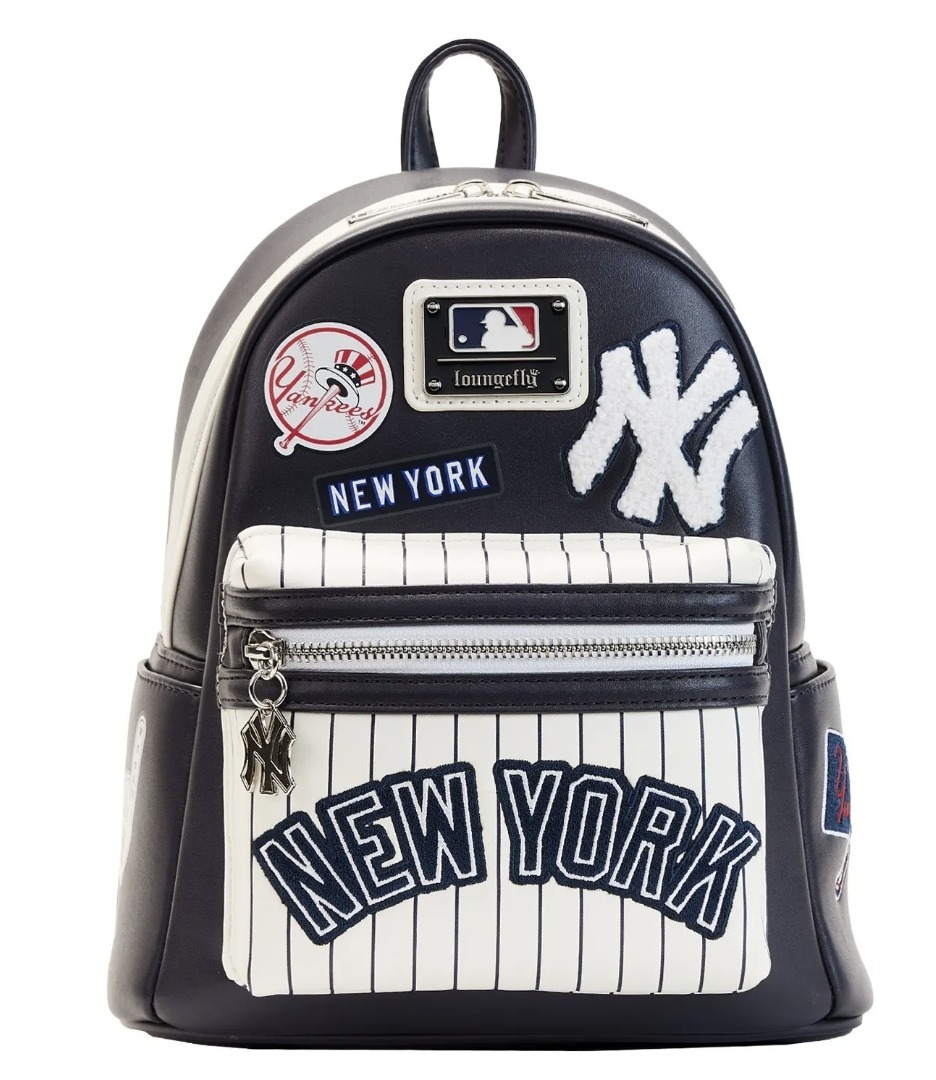 ☆Loungefly限定 New York Yankees パッチミニBackpack☆
