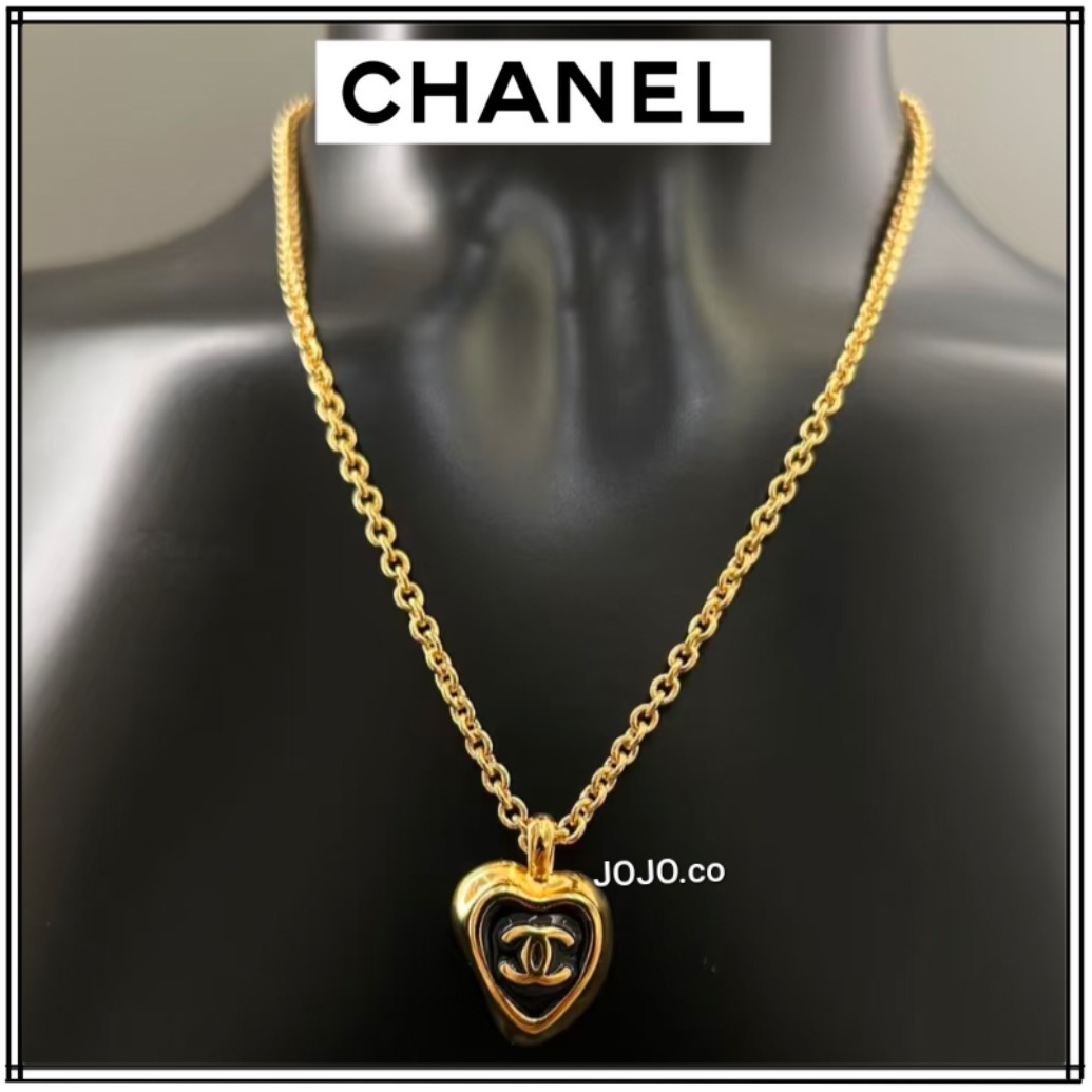 《ゴールドが華やか♡ハート》CHANELネックレス CCロゴ