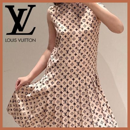 【上品なピンクと遊び心♪】ルイヴィトン★モノグラムワンピース ピンク系 Louis Vuitton(ルイヴィトン) ワンピース