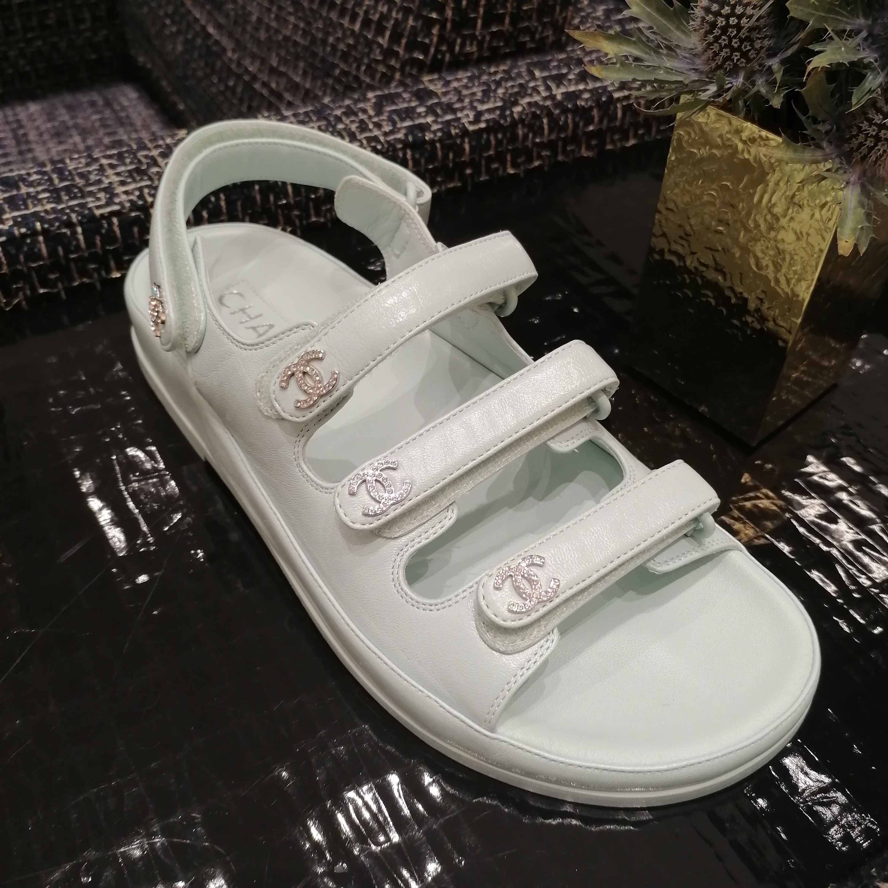CHANEL シャネル  サンダル  ホワイト