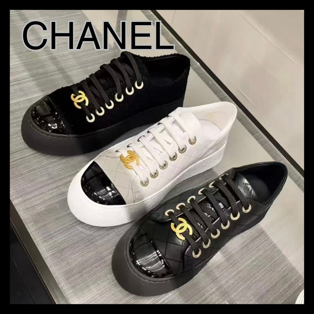 【厚底で美脚映え】CHANEL レースアップスニーカー