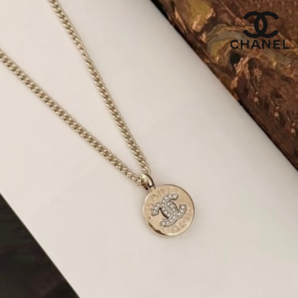 【シンプルお洒落&贈り物にも♪】CHANEL★ネックレス CCマーク