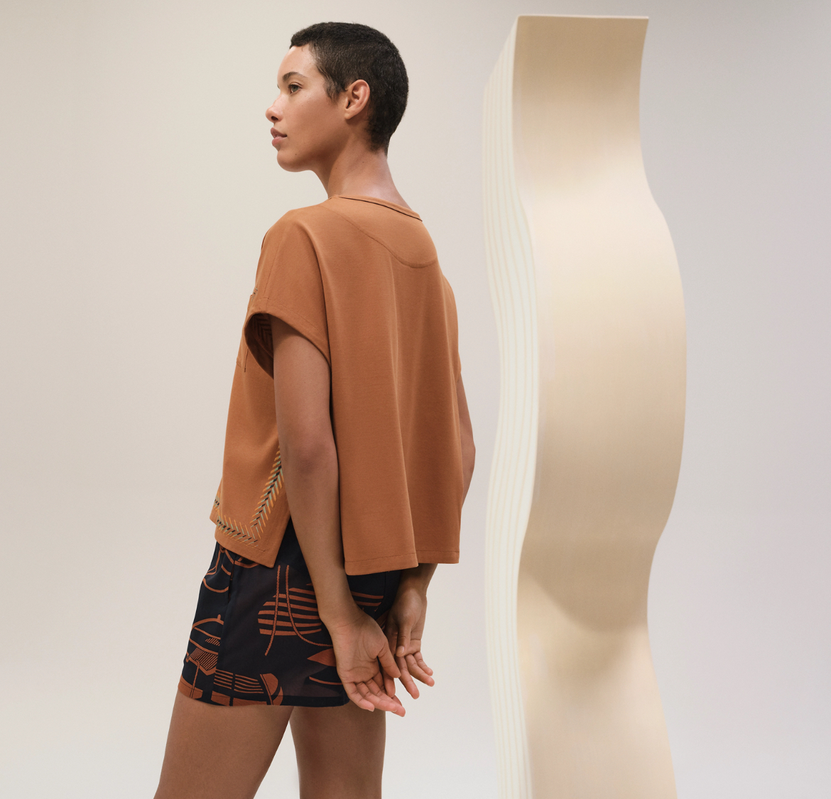 大人お洒落♪【HERMES】《キモノ》Tシャツ H5E4630DA0234