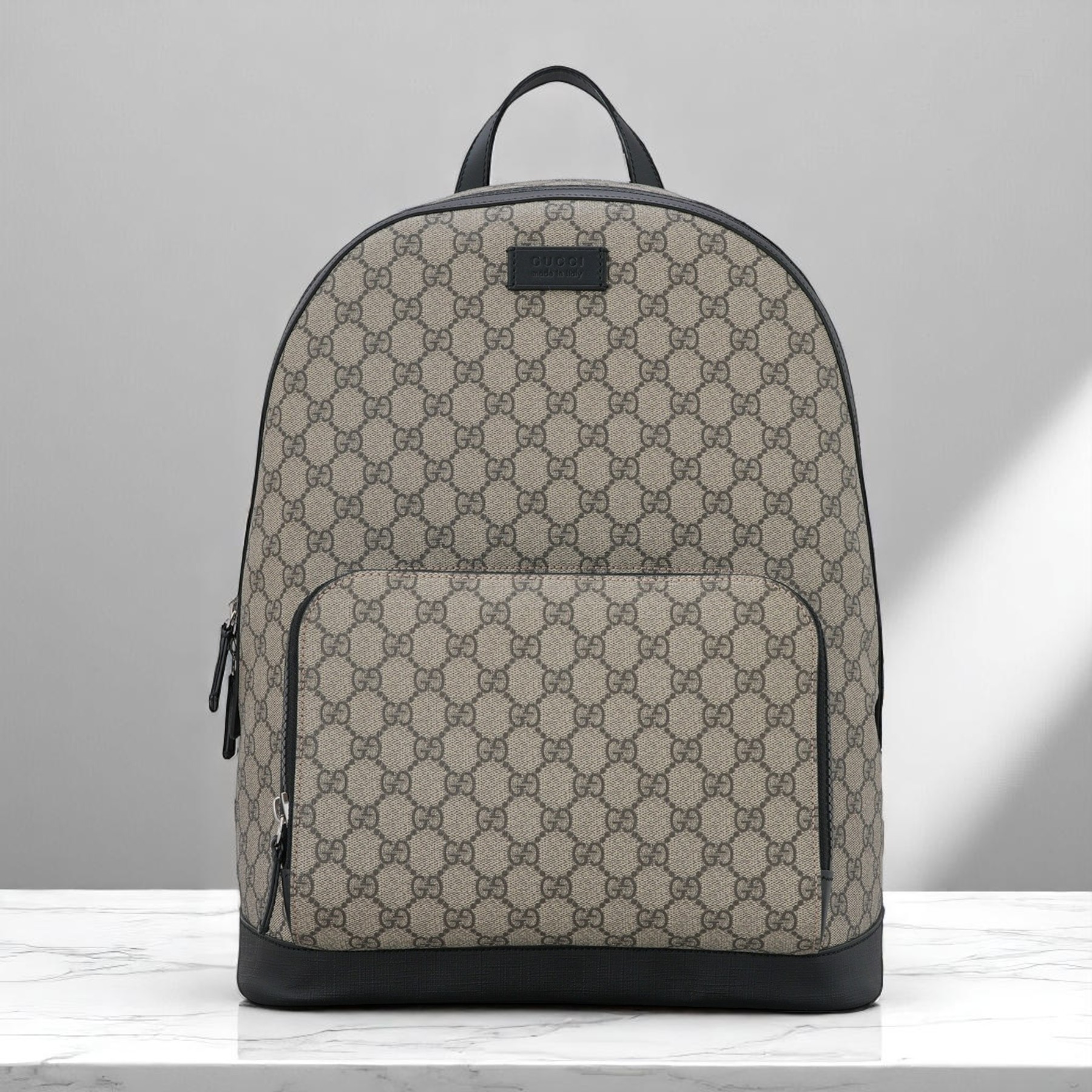 《GUCCI》GGスプリーム バックパック 中古 美品