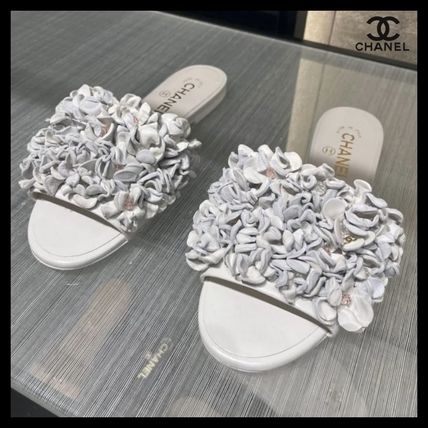 上品で華やか♪お花のミュール★【CHANEL】フラット サンダル G46231B19044NACMG - 海外通販のBUYMA