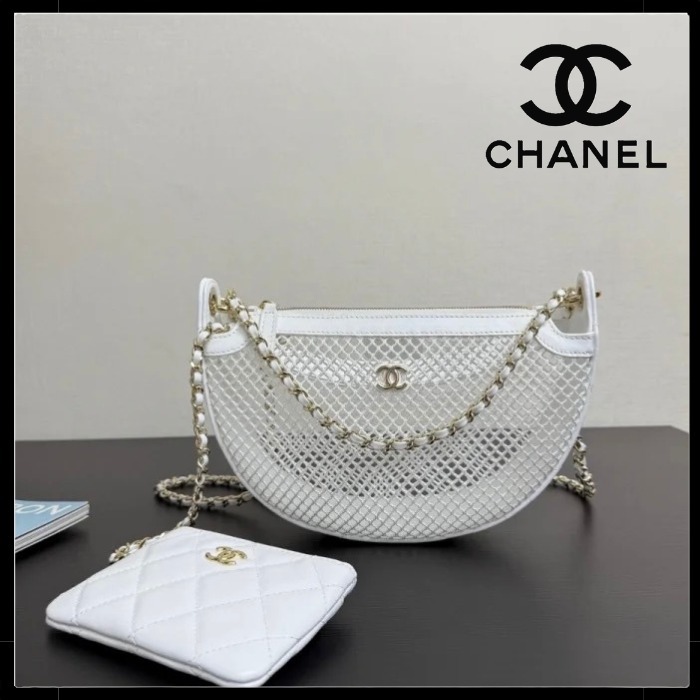 【夏らしい軽やかメッシュ素材☆】CHANEL チェーン付きクラッチ