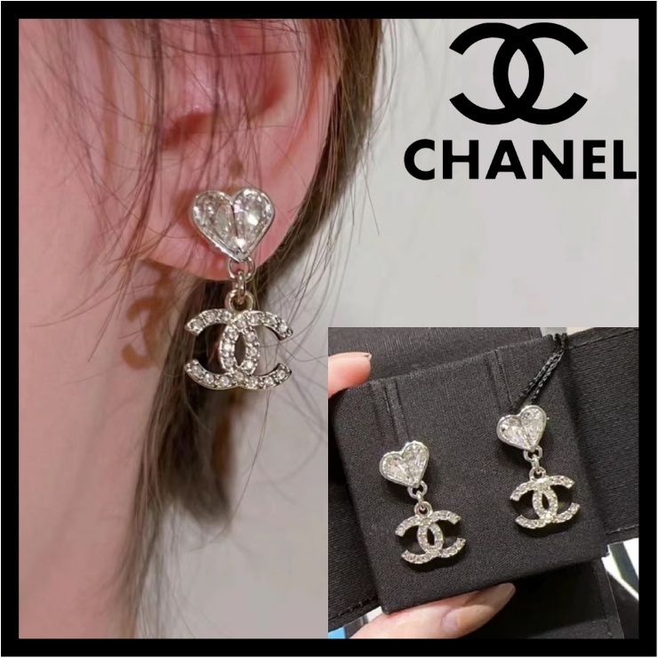 キラキラ輝くハート×CCマーク♪【CHANEL】大人気 ピアス