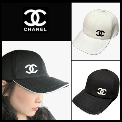ホワイト（白）系 CHANEL(シャネル) キャップ(レディース
