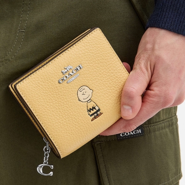 COACH X PEANUTS スナップ ウォレット チャーリー ブラウン