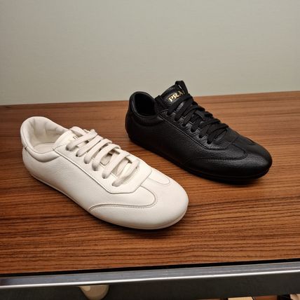 大人気★EXPRESS便可 PRADA 2EG480 キャンバス メンズスニーカー アウトレット 28cm PRADA(プラダ) スニーカー(メンズ) - 海外