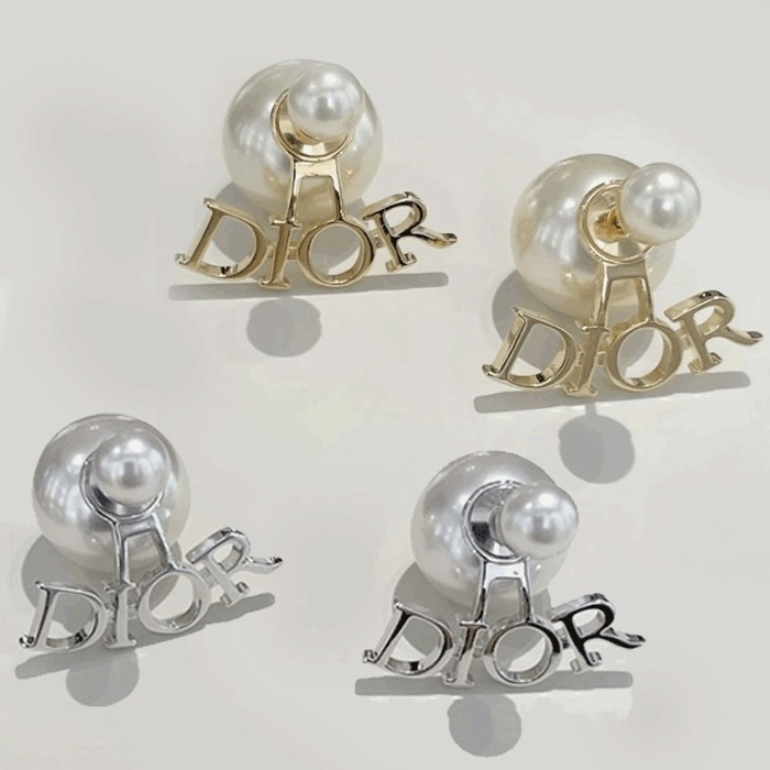 【上品エレガント☆使いやすさが◎】Dior Tribales ピアス