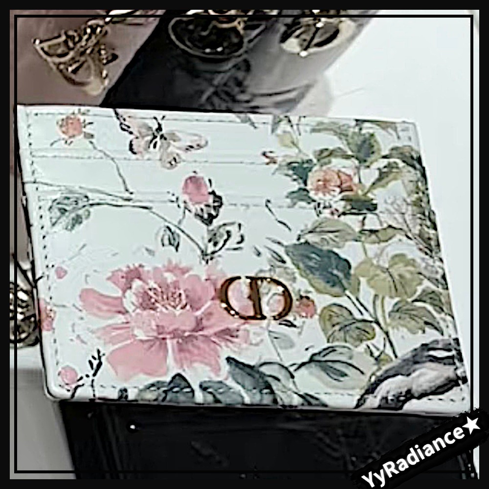 【上品なデザインが目を惹く♡】DIOR カードホルダー