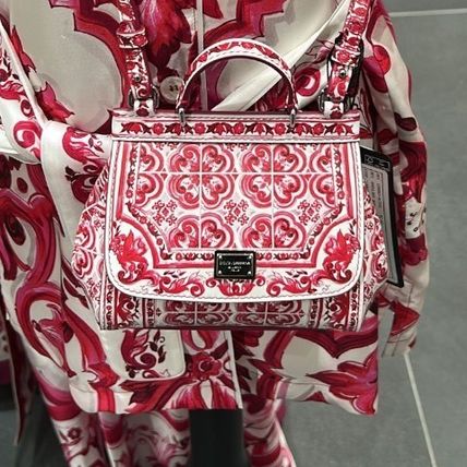 DOLCE & GABBANA レディース ピンク かぎ針編み バッグ ピンク系 Dolce & Gabbana(ドルチェ&ガッバーナ) トートバッグ