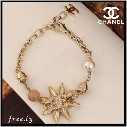 ★かわいいフラワーモチーフ★CHANEL ブレスレット 花 CHANEL(シャネル) ブレスレット(レディース) - 海外通販のBUYMA